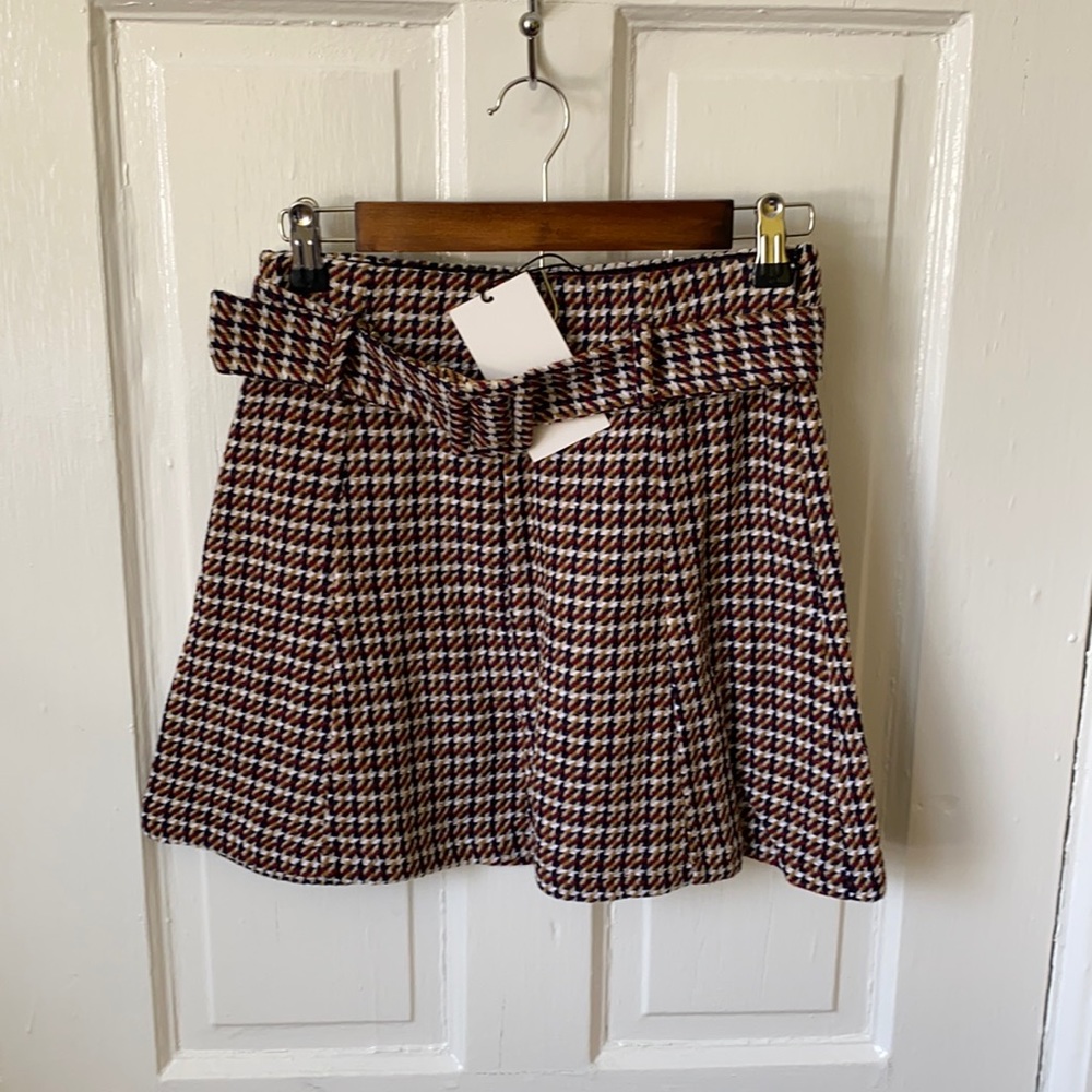 NEW WITH TAGS, Zara Plaid Mini Skirt, Size: M